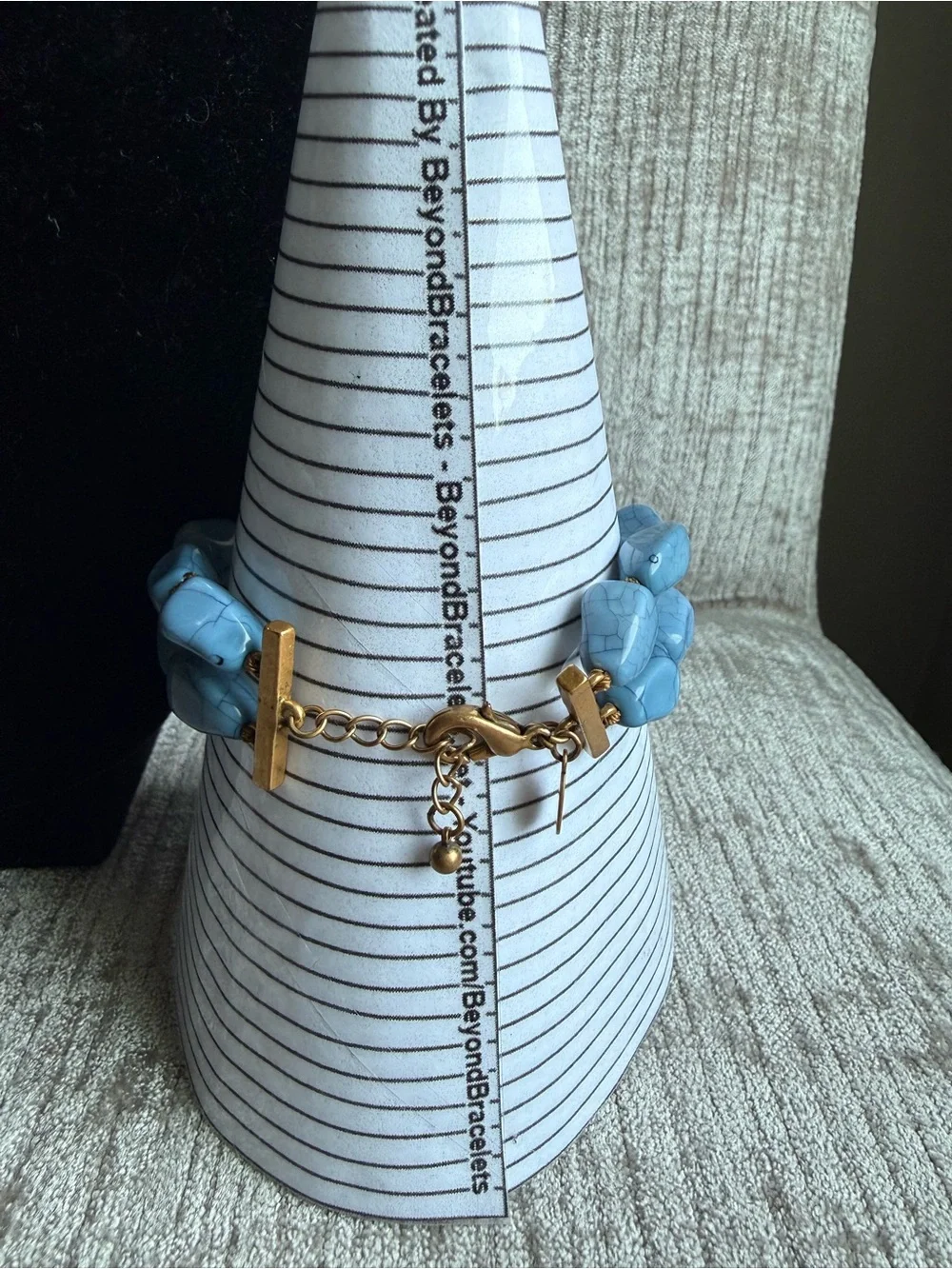 Premier Designs Faux Turquoise Beaded Necklace & Bracelet Set Gold Ring